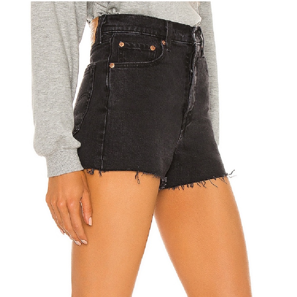 Levi’s Ribcage Denim Short – Black